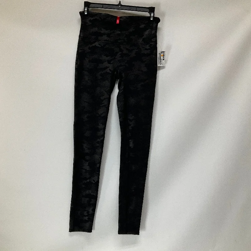 Pants Leggings By Spanx In Camouflage Print, Size: M