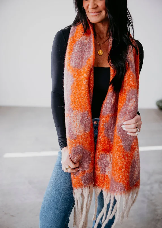 Leopard Print Chunky Knit Scarf