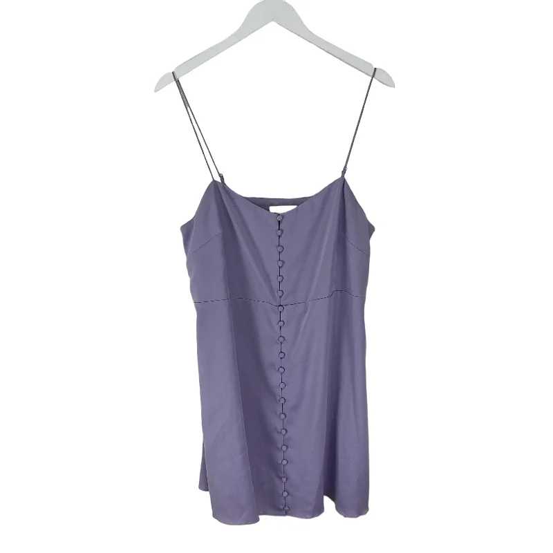 Dress Casual Short By Urban Outfitters In Purple, Size: L