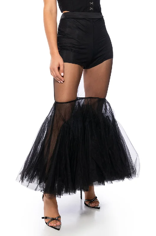 PRINCESS VIBES TULLE SKIRT IN BLACK