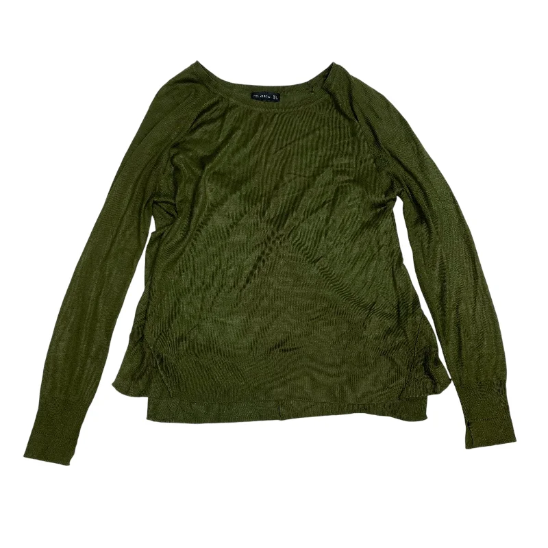 Top Long Sleeve By Zara In Green, Size: M